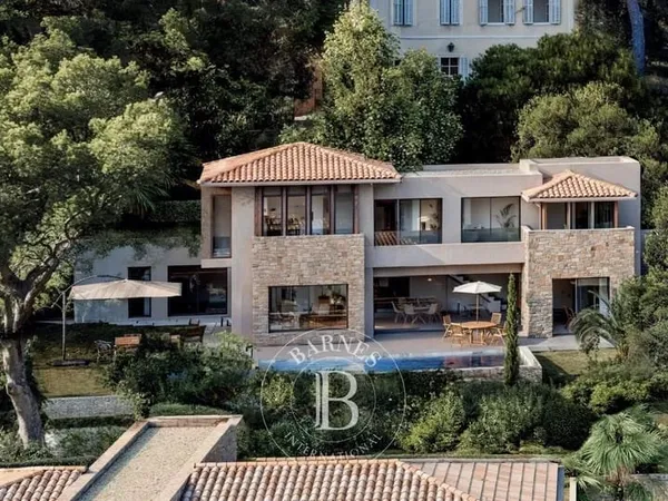 VENTE - CASSIS - VILLA D'EXCEPTION
