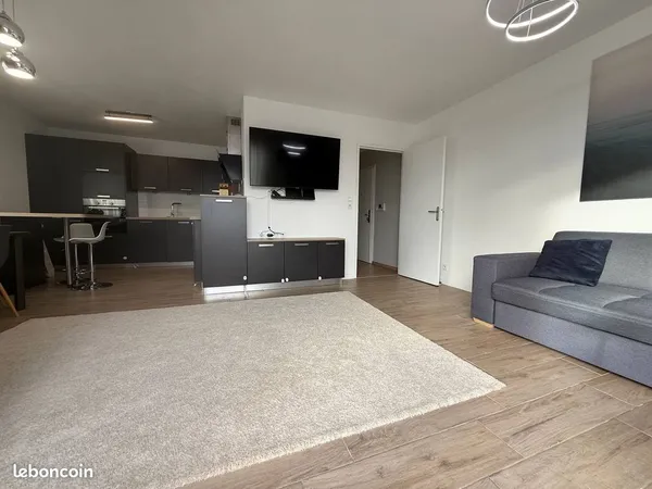 Appartement T5 95m² - Terrasse 21m² plein sud - Dernier étage - Beauregard