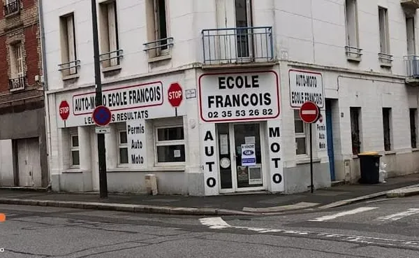 Local 2 pièces 47 m²