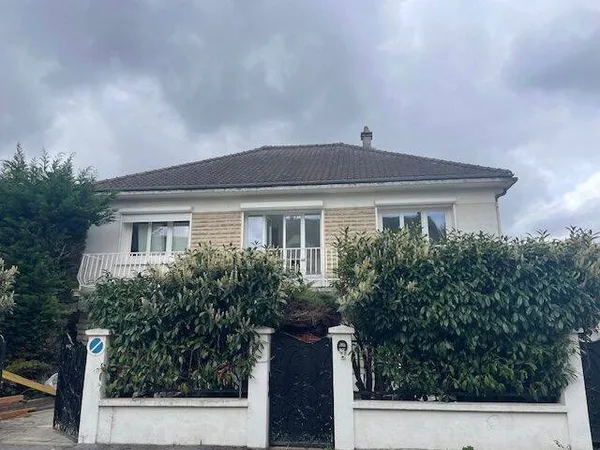 Maison 5 pièces 195 m²