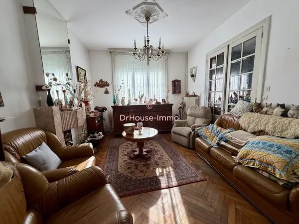 Maison 7 pièces 147 m²