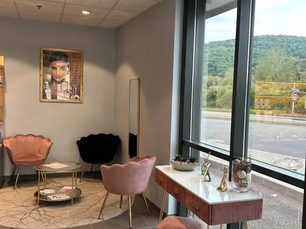 Local professionnel à louer - Idéal osthéopathe débutant (faible loyer)