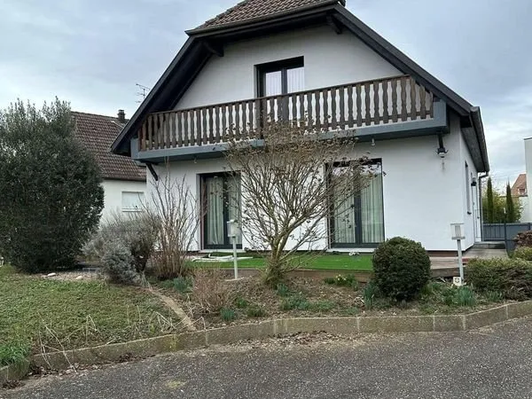 Maison 105 m² 3 chambres rénovée + jardin + terrasse + cave 40 m² - Blotzheim proche Bâle
