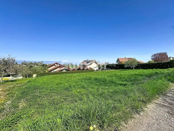 Terrain viabilisé de 966 m² à Allinges
