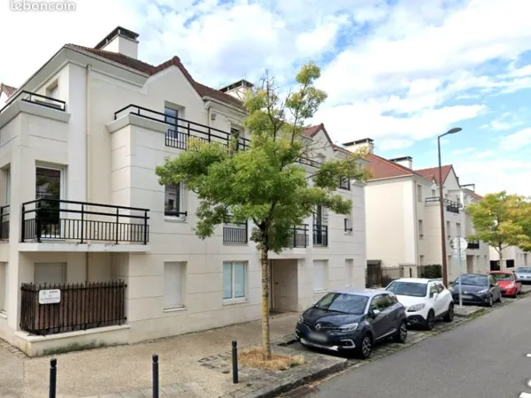 🏠🌳 T3 meublé avec terrasse et jardin dans petite résidence au calme