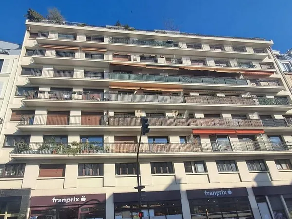 Studio 1 pièce 24 m²