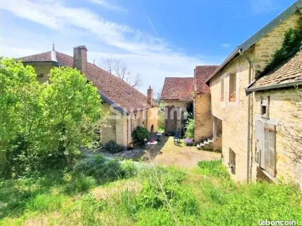 Château 10 pièces 310 m²