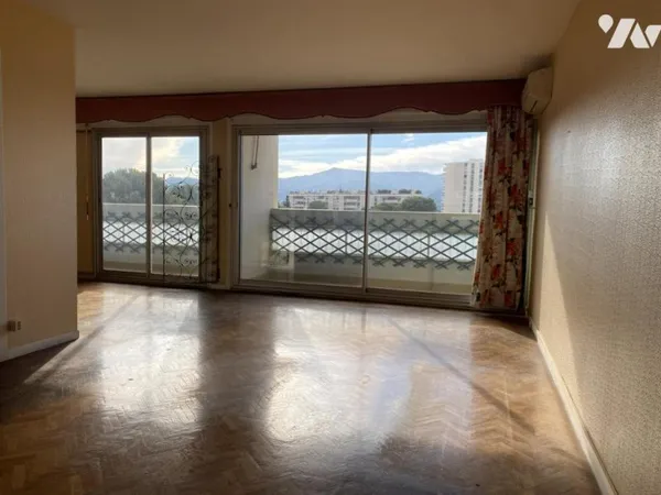 Appartement 4 pièces 83 m²