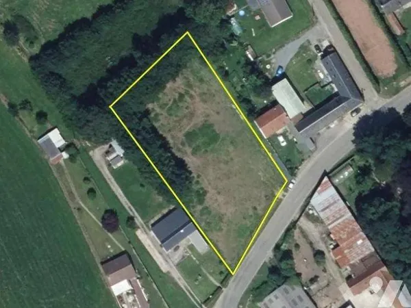 Terrain constructible 2657 m²