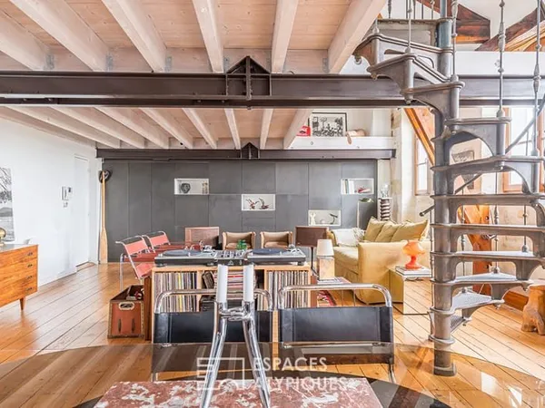 Le duplex rénové esprit loft