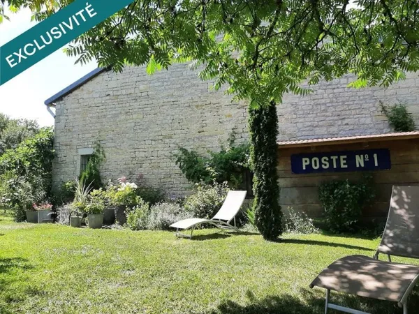 Maison de caractère au bout du village