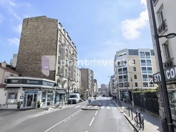 Local commercial 112 m²