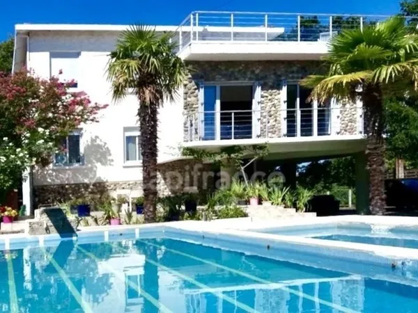 Appartement à vendre 3 pièces Andernos Les Bains (33)-Rare-65M² à Personnaliser-Rdc au calme-500M Du