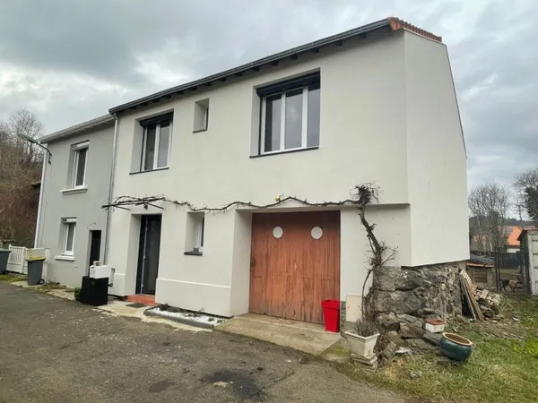 maison familiale de 90 m2 environ.
