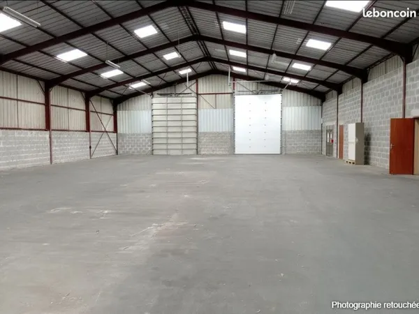 Local 450 m² Artigueloutan