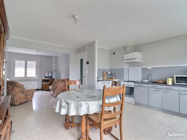 Maison 6 pièces 75 m²
