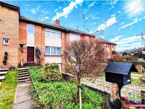 EN EXCLUSIVITE - Maison familiale 3 niveaux - Sous-sol complet - Grand séjour 60 m² - La Sentinelle