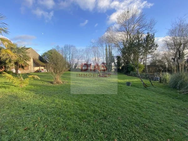 Terrain 1250 m²