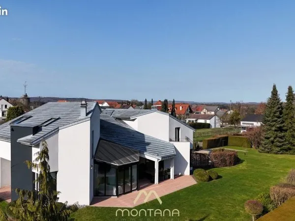 Maison 6 pièces 246 m²