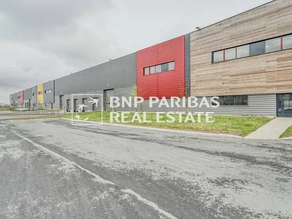 Local d'activité 2314 m²