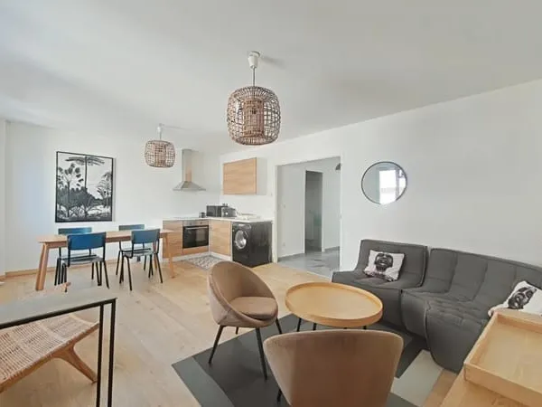F3 MEUBLE TRAVERSANT