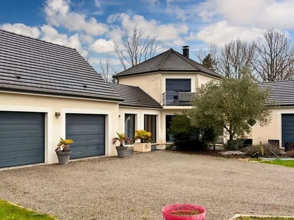 Maison 4 pièces 167 m²