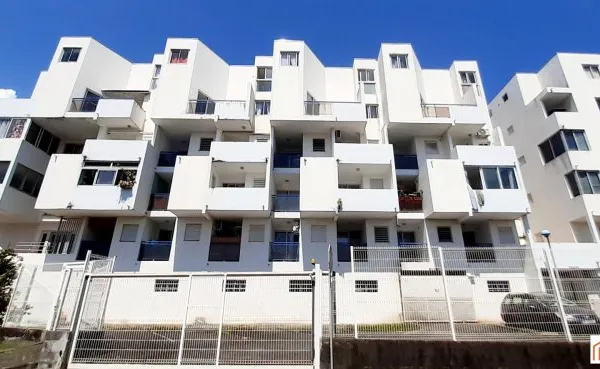 À vendre - Studio 21 m² face à l'Université de Saint-Denis (La Réunion)