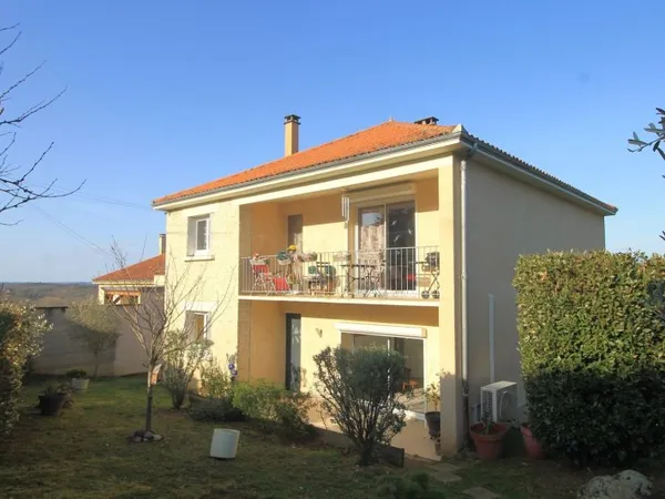 Maison 6 pièces 144 m²