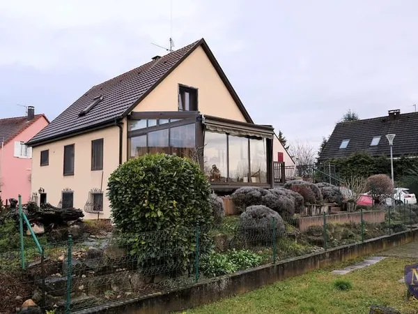 SAINT-LOUIS AU CALME MAISON 6 PIÈCES DE 199 M2 SUR 5,10 ARES