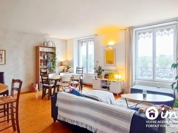 T5 de 89m² - immeuble classé avec vue Belledonne