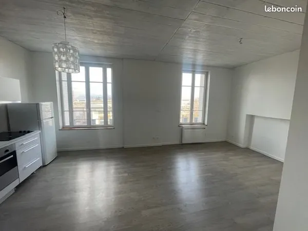Appartement Dernier étage proche des hôpitaux