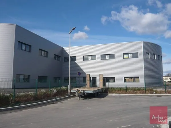 Bureaux 925 m²