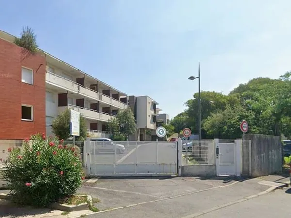Parking 10 m²