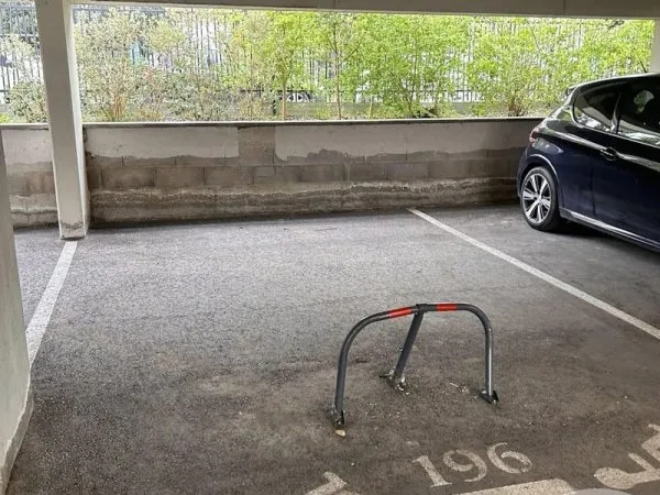 Parking 10 m²