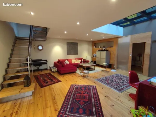 Loft 7 pièces 290 m²