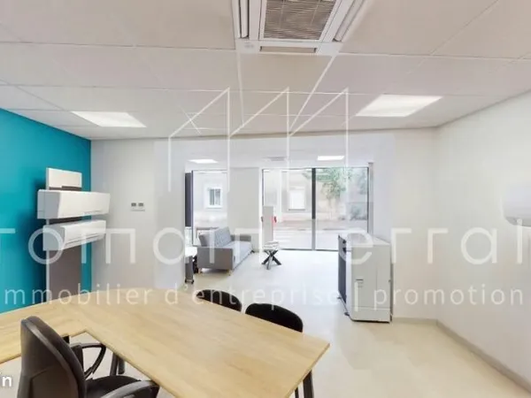LOCAL COMMERCIAL 60 m² LIMOGES