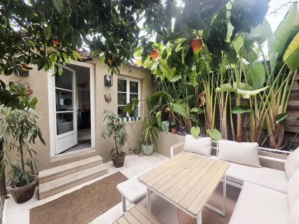 Maisonnette de charme indépendante dans propriété prive et jardin au ❤️ de Cimiez 🌿