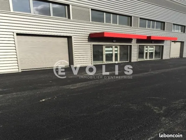 Local d'activité 120 m²