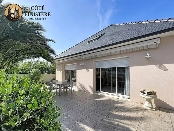 Maison 7 pièces 215 m²