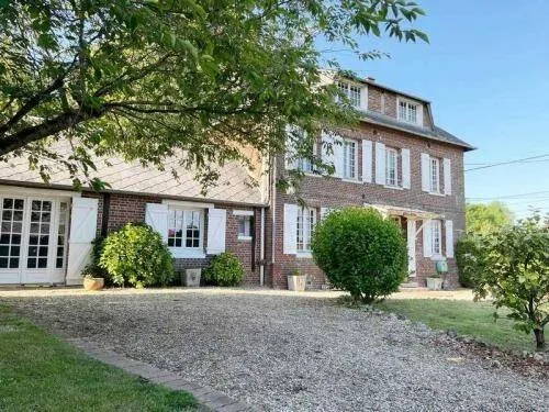 Maison 10 pièces 205 m²