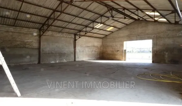 Local commercial 206 m²