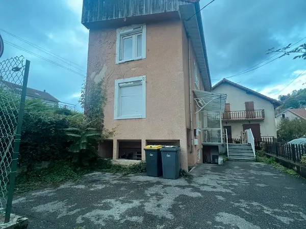 Parking rue vaugelas aix les bains