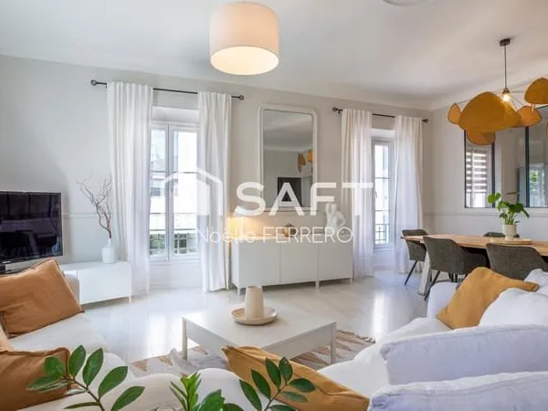 Appartement de caractère 5 pièces coeur de Saint Raphaël