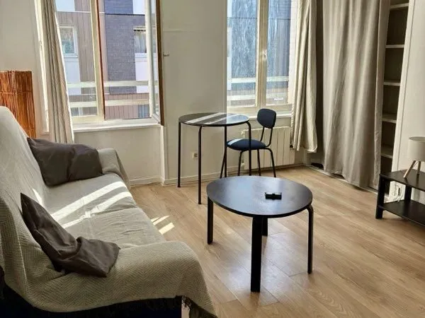 Bel appartement T2 traversant à louer - Rouen Rive Droite - 590/mois