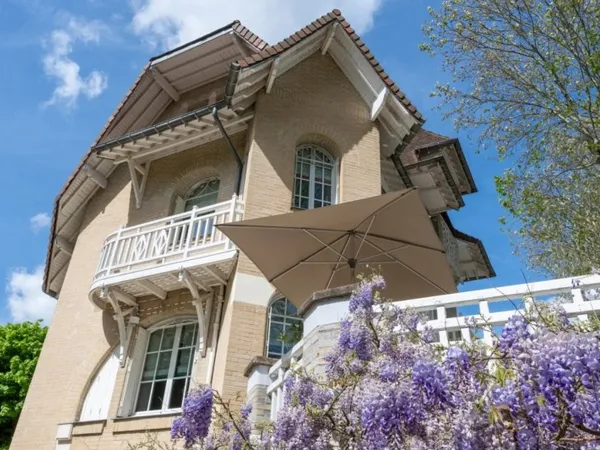 SAINT-MAUR - PROPRIETE FACE MARNE - LA VARENNE