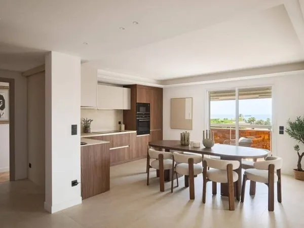 Appartement 5 pièces 121 m²
