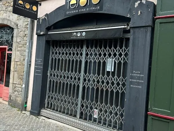 Local commercial centre historique Quimper