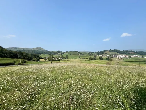 Terrain à bâtir à Jaxu (Lot A)