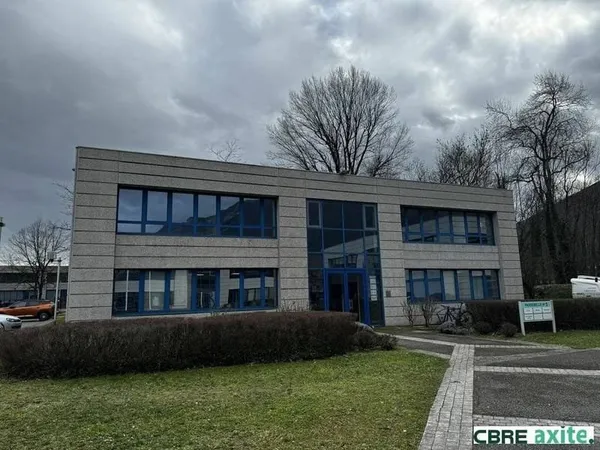 Bureaux 104 m²