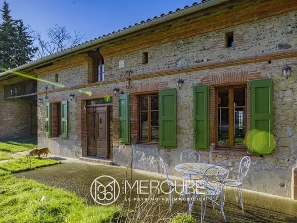 PROPRIETE DE CARACTERE RENOVEE - PARC ET DEPENDANCE